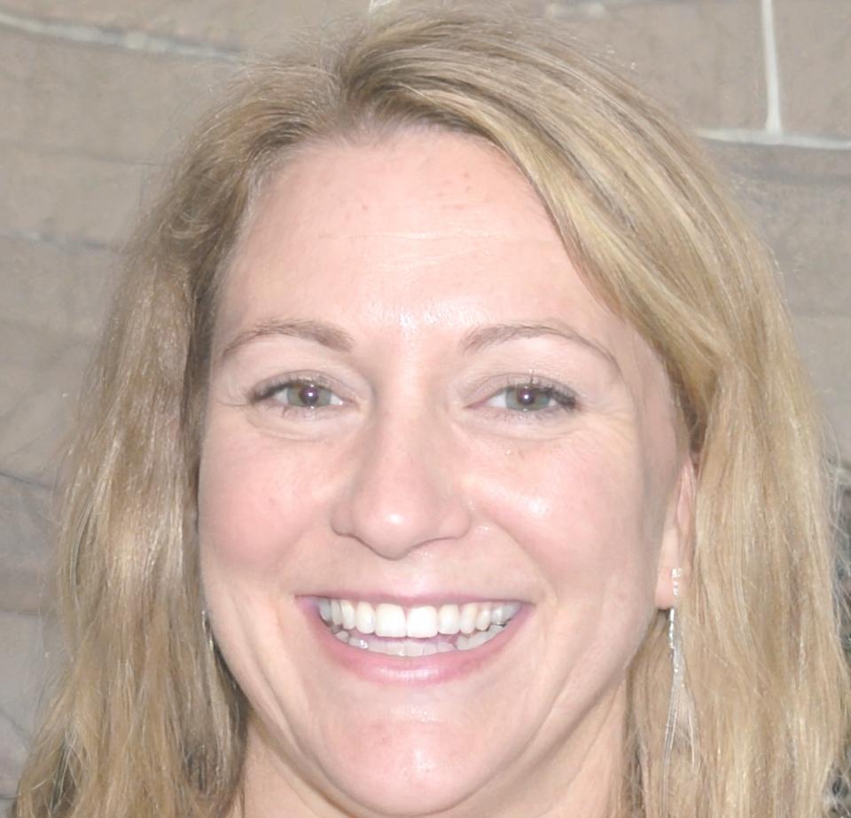 Elena Petrova, budget planning specialist with expertise in cash flow management